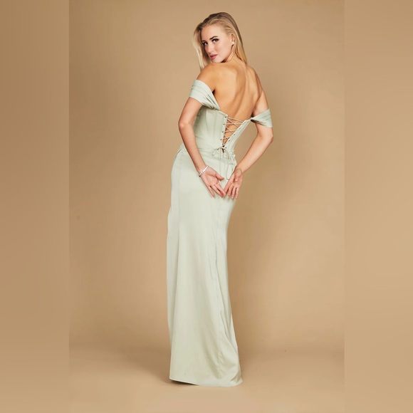 KOS COUTURE - Picture 2 of 4